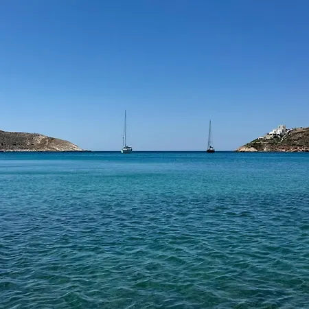 La Syrosa Vári